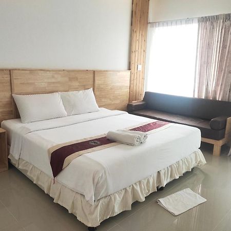 Yuwadee Resort Chalong Exterior foto