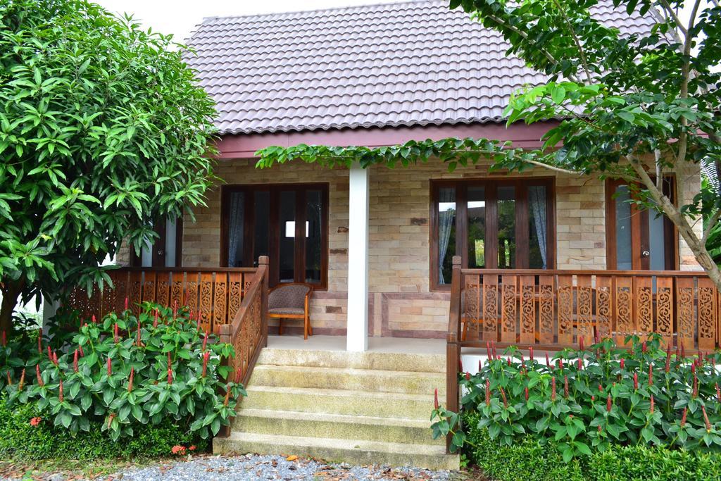 Yuwadee Resort Chalong Habitación foto