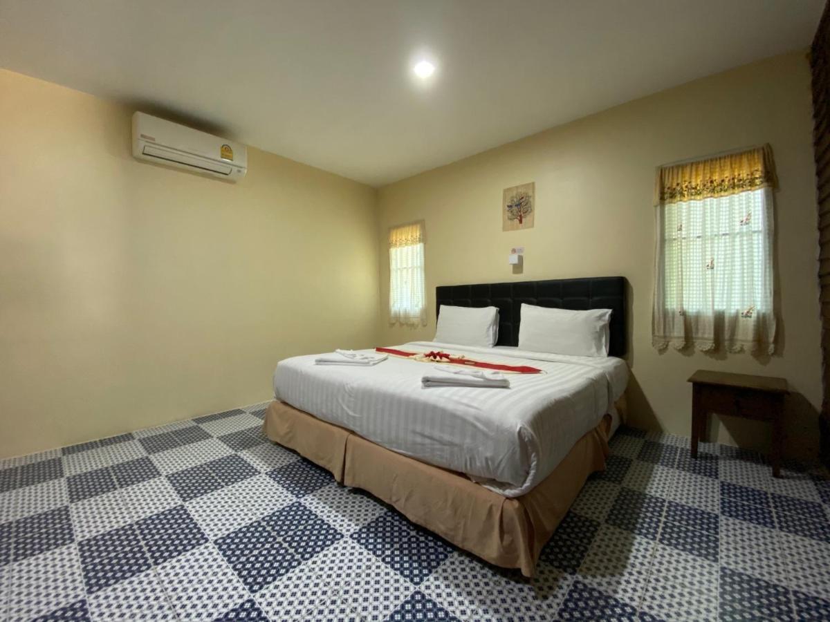 Yuwadee Resort Chalong Exterior foto