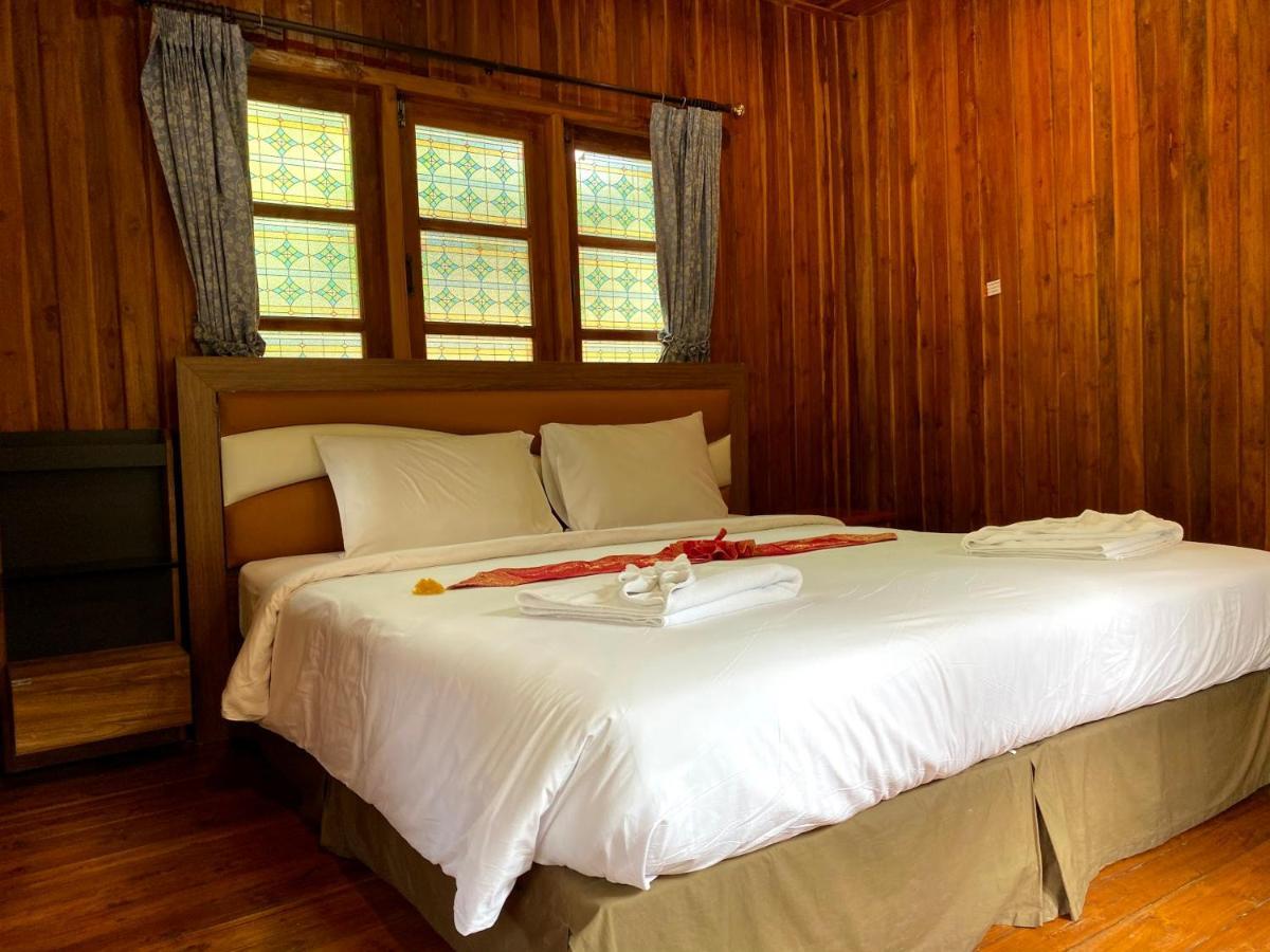 Yuwadee Resort Chalong Exterior foto