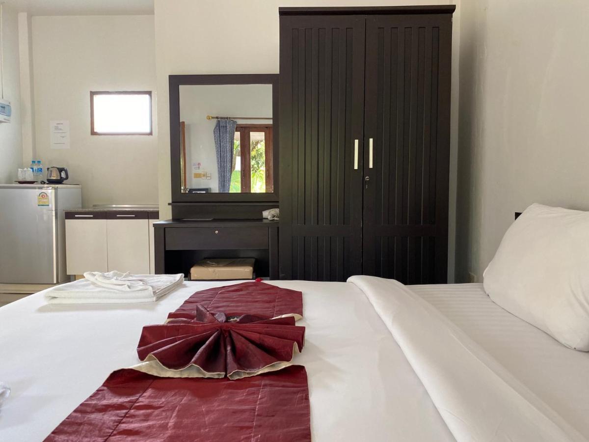 Yuwadee Resort Chalong Exterior foto