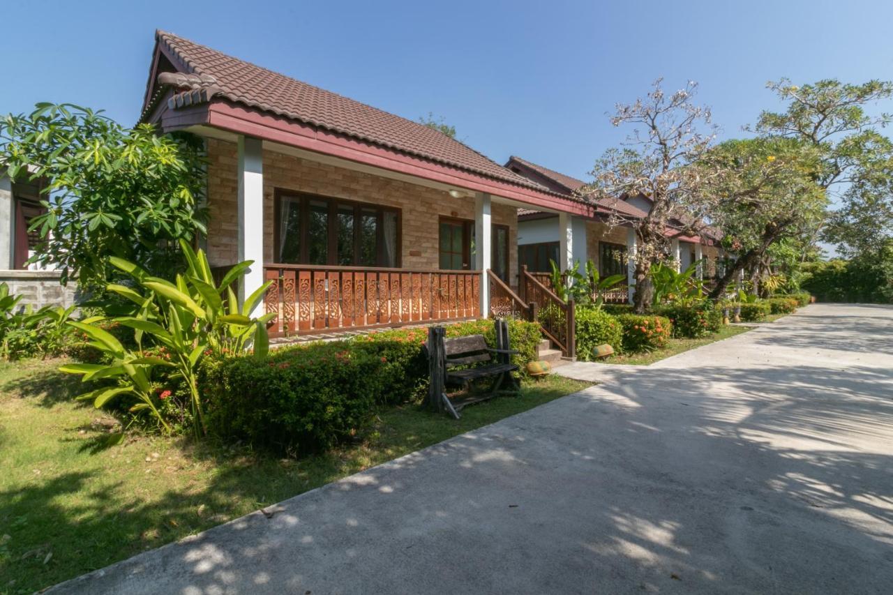 Yuwadee Resort Chalong Exterior foto
